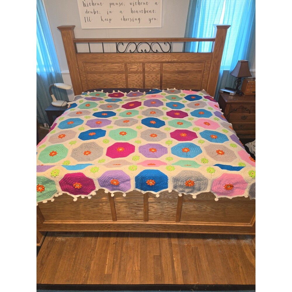King Size Bed Hand Made Granny octagon Throw Blanket Multi Color Afghan 109x95”